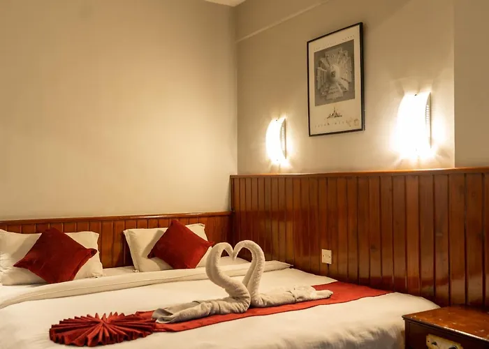 Hotel Mystic Homes