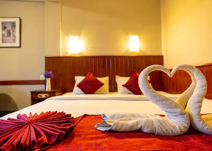 Hotel Mystic Homes