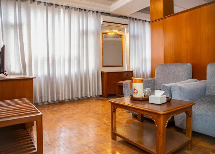 Hotel Mystic Homes