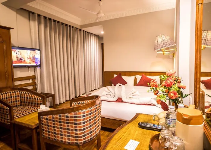 Hotel Mystic Homes 3*